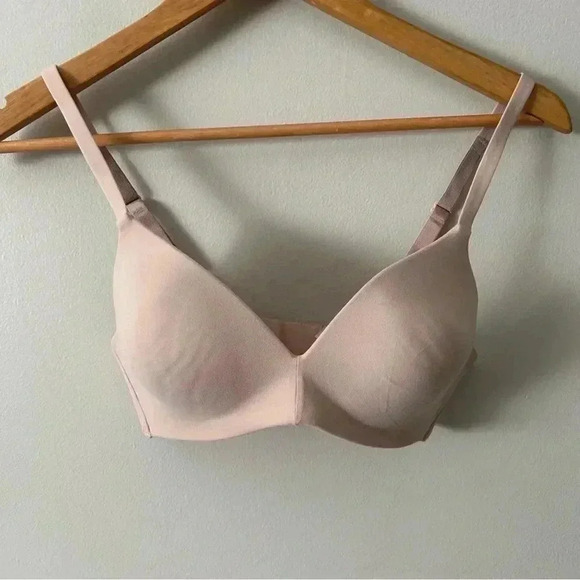 NWOT Wacoal How Perfect Wire Free T-Shirt Bra 32b - Picture 3 of 4